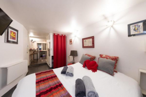 20 m with WIFI at 8min from the beach
